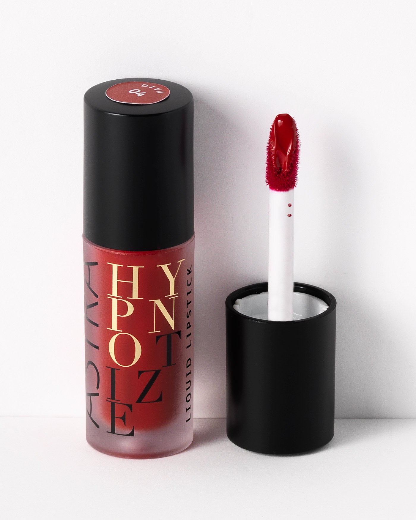 HYPNOTIZE LIQUID LIPSTICK - 04 - Diva - Astra Make-Up