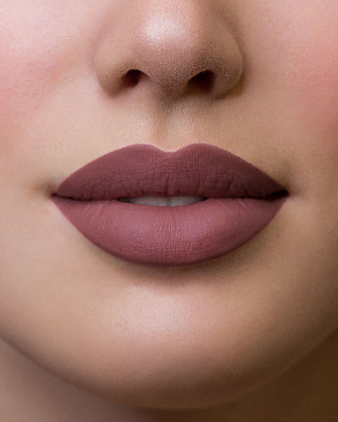 HYPNOTIZE LIQUID LIPSTICK - 12 - Feminist - Astra Make-Up