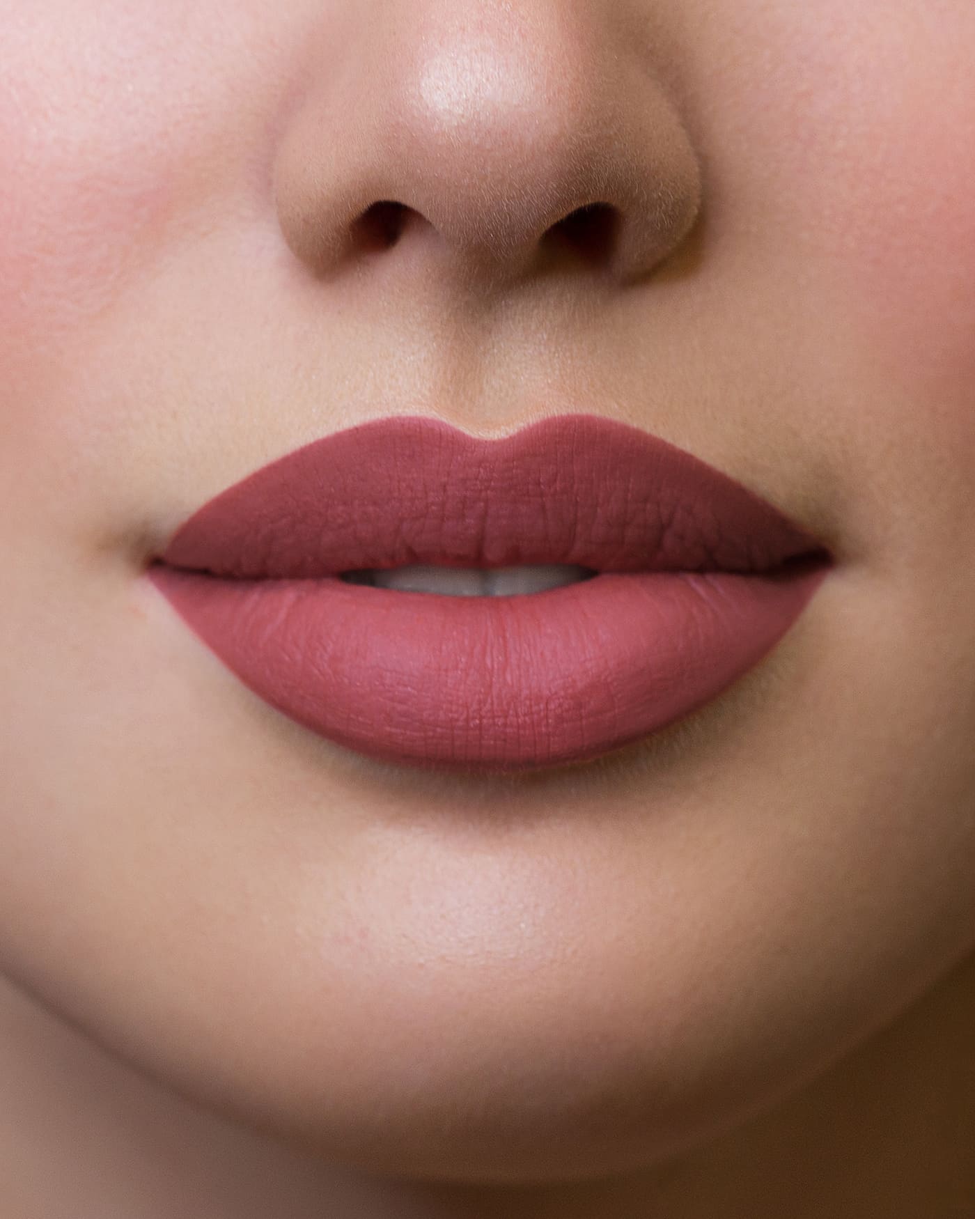 HYPNOTIZE LIQUID LIPSTICK - 14 - Gipsy - Astra Make-Up