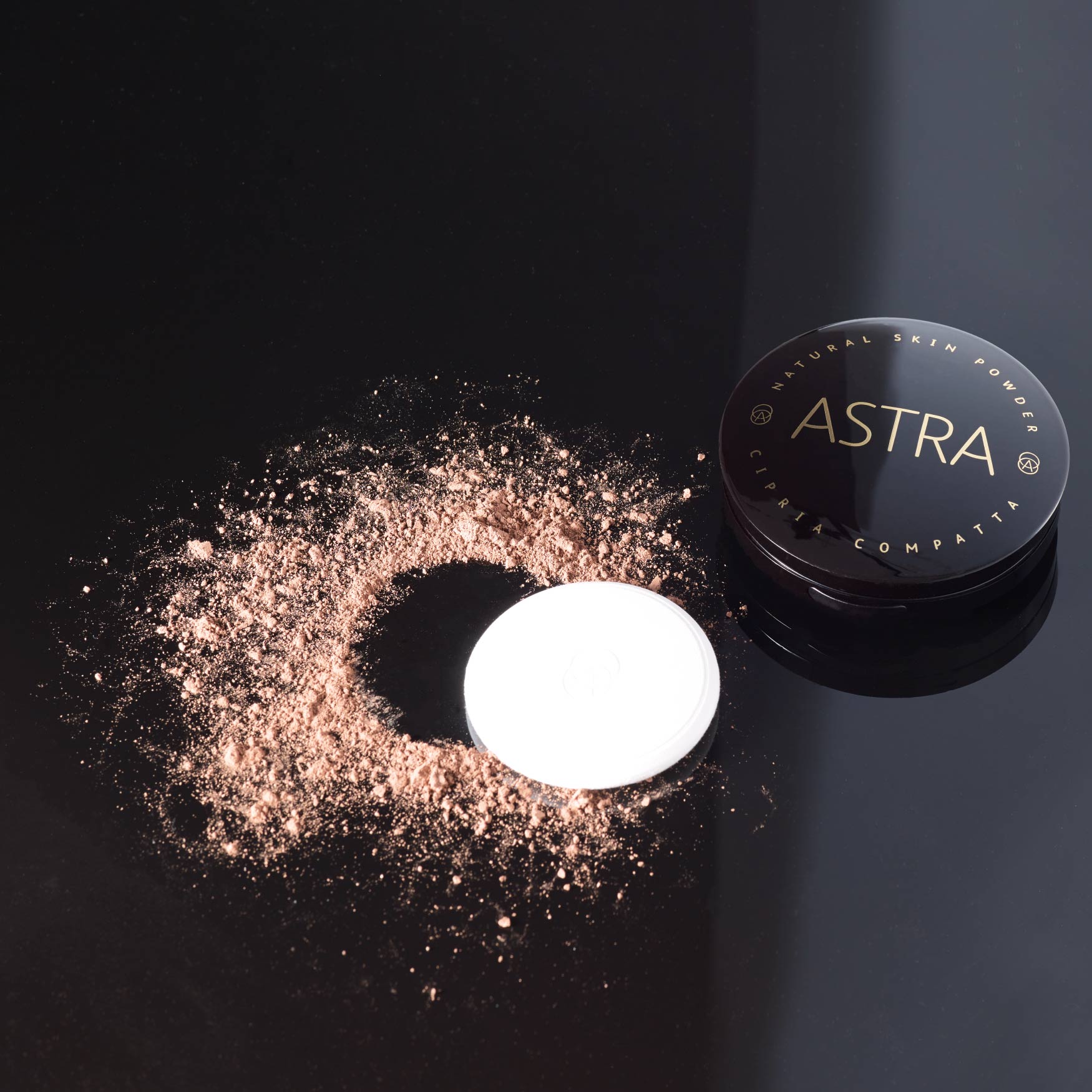 1433-editorial-banner1.jpg - Astra Make-Up