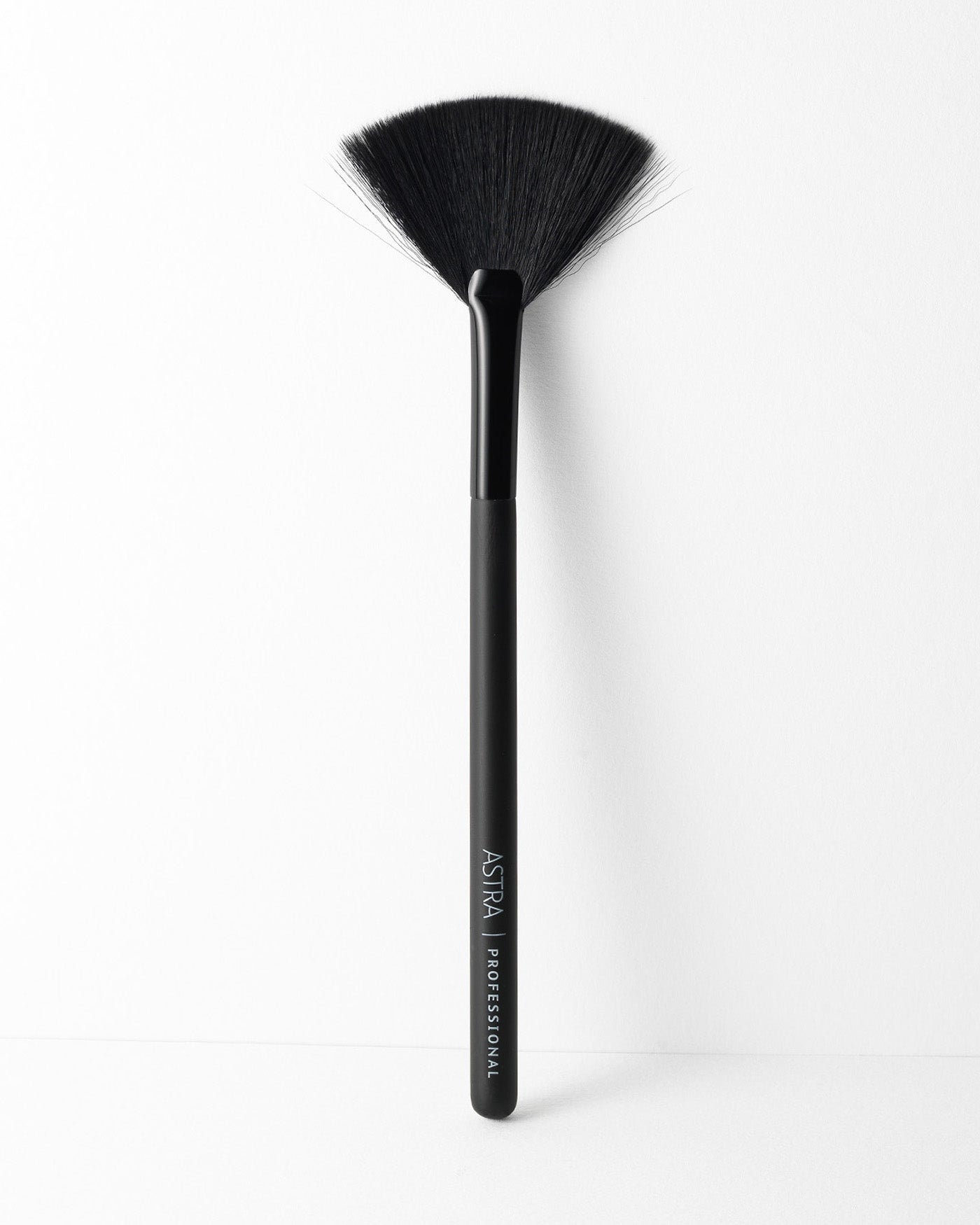 FACE POWDER BRUSH - Default Title - Astra Make-Up