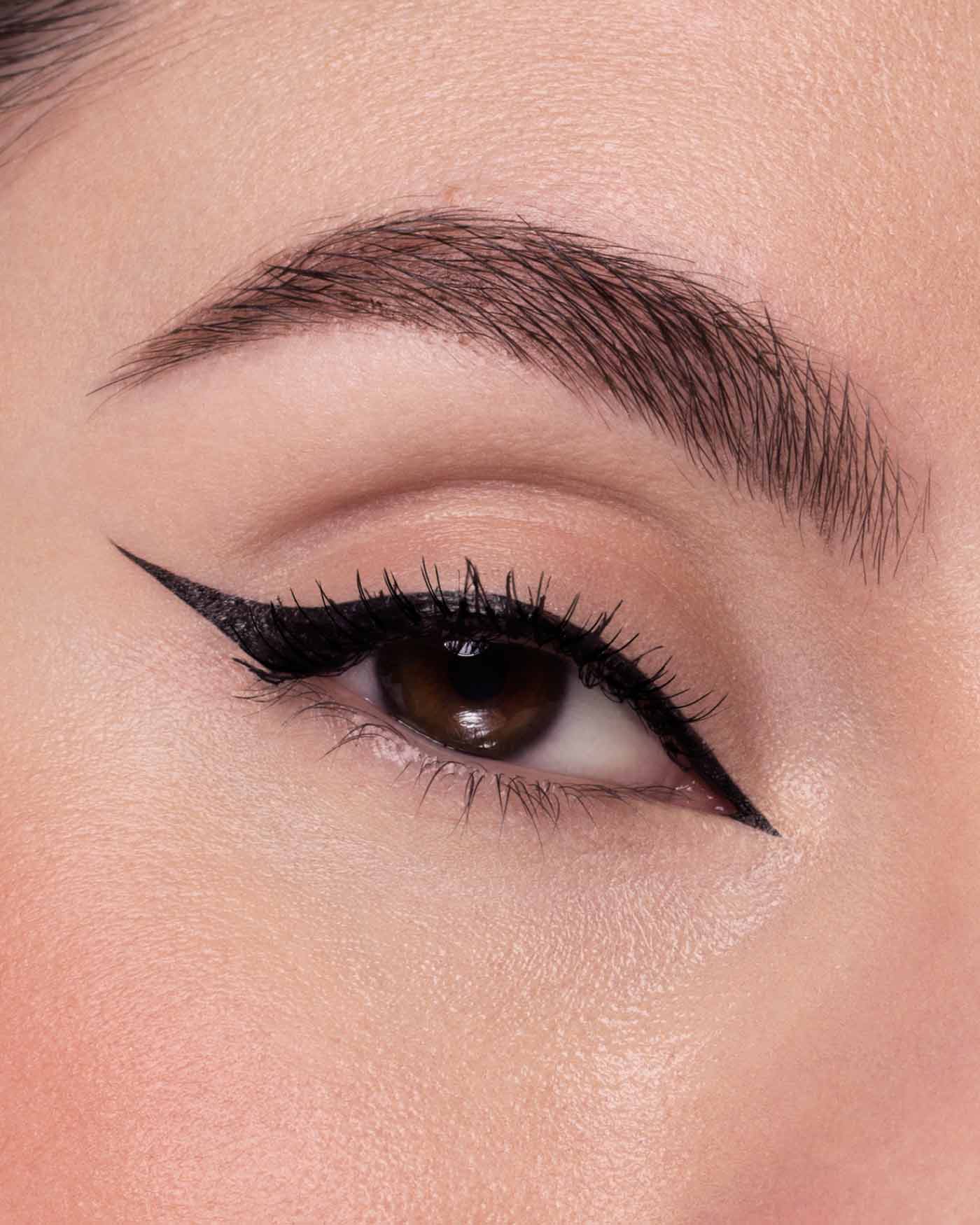 VINYL BLACK EYELINER - Make-Up - Astra Make-Up