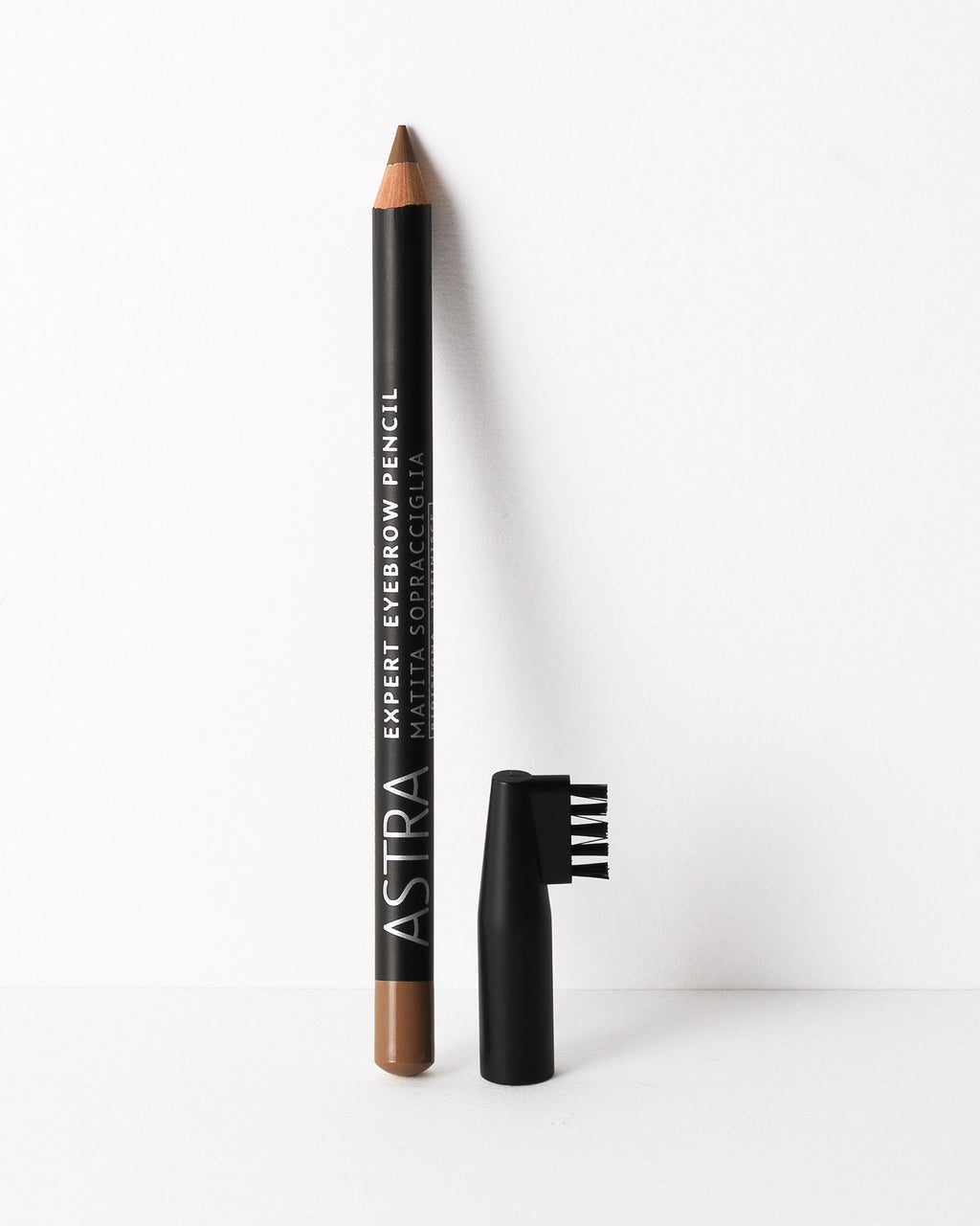 Expert Eyebrow Pencil: Shaping spoolie | Astra Make-Up