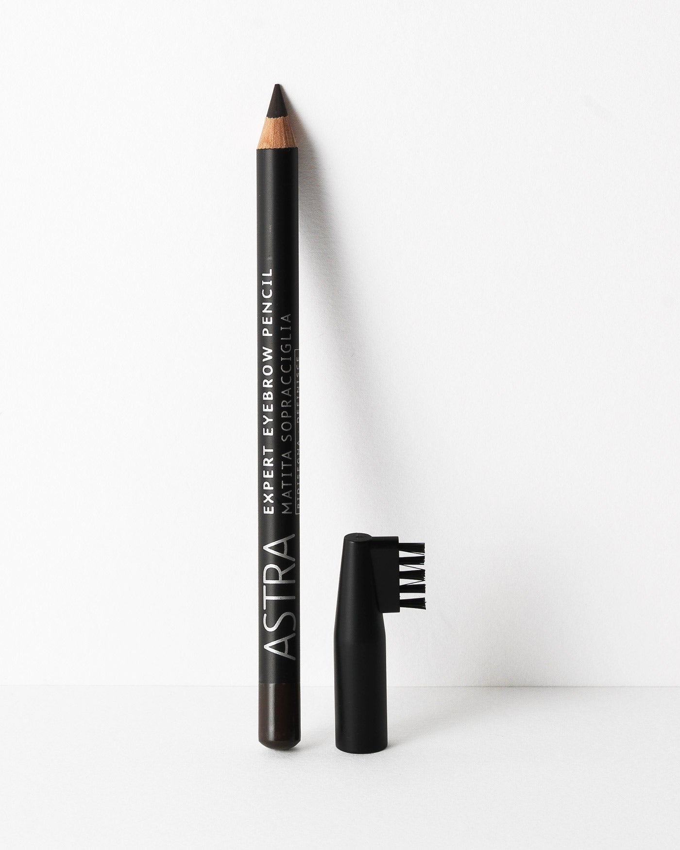 EXPERT EYEBROW PENCIL - Black 0EB1 - Astra Make-Up