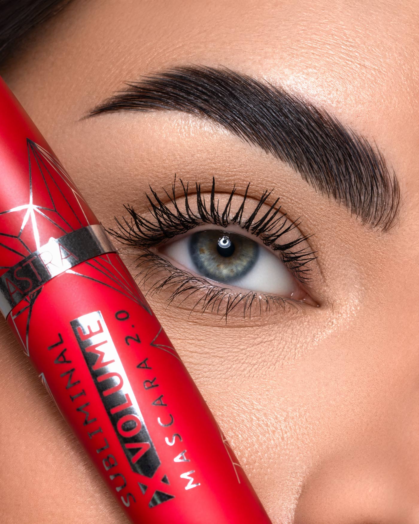 SUBLIMINAL X VOLUME MASCARA 2.0 - Black - Astra Make-Up