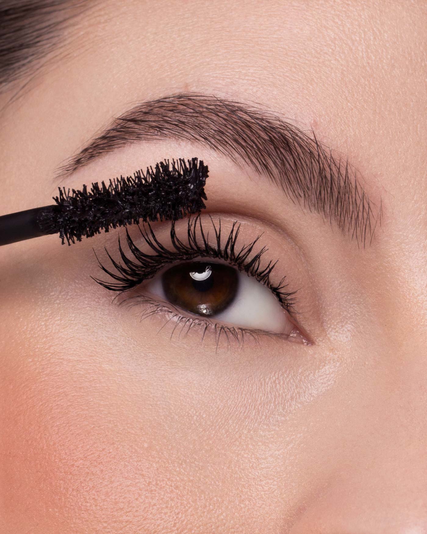 #INSTAVOLUME MASCARA - 01 - Black - Astra Make-Up