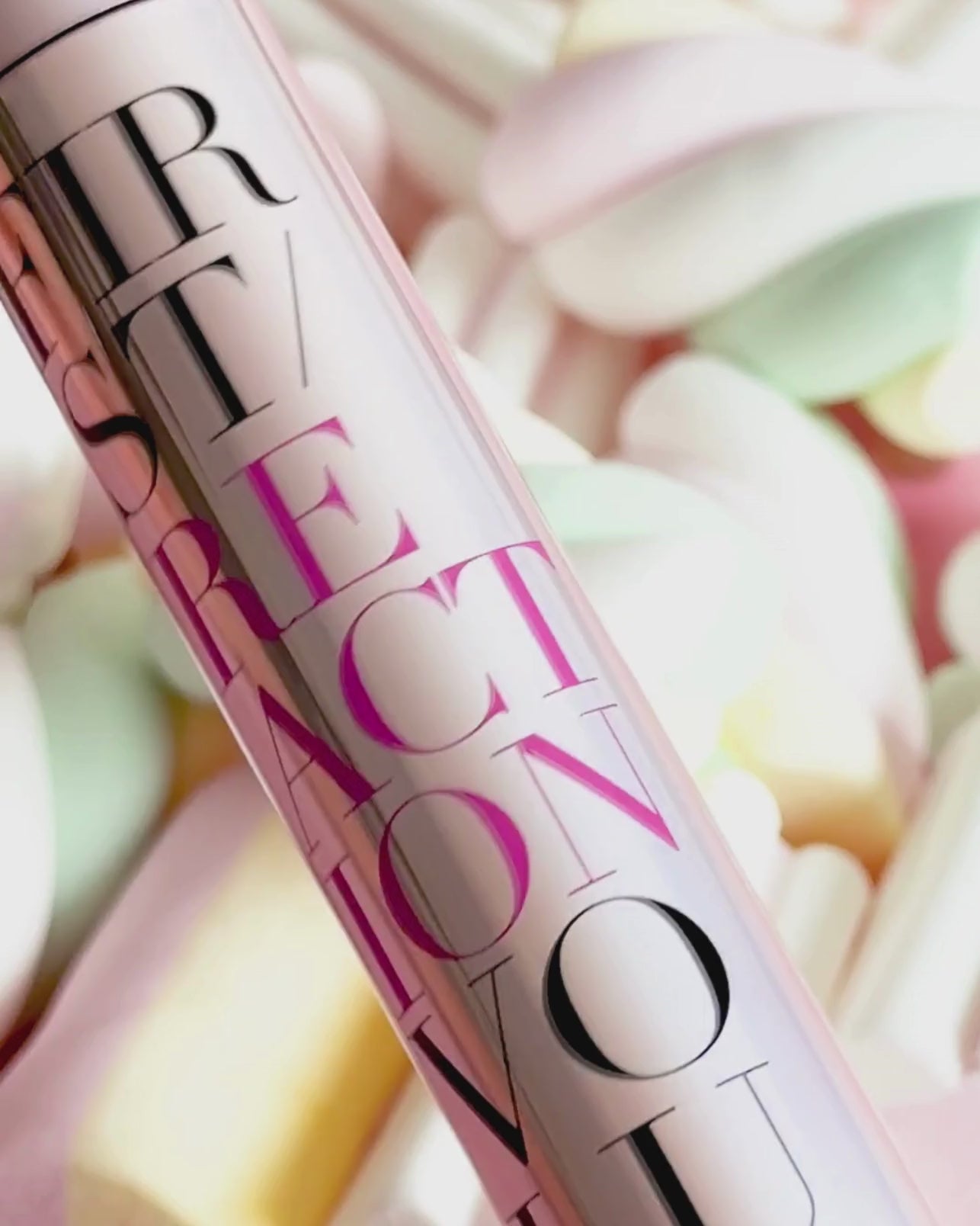 FIRST REACTION VOLUME MASCARA - Products - Astra Make-Up