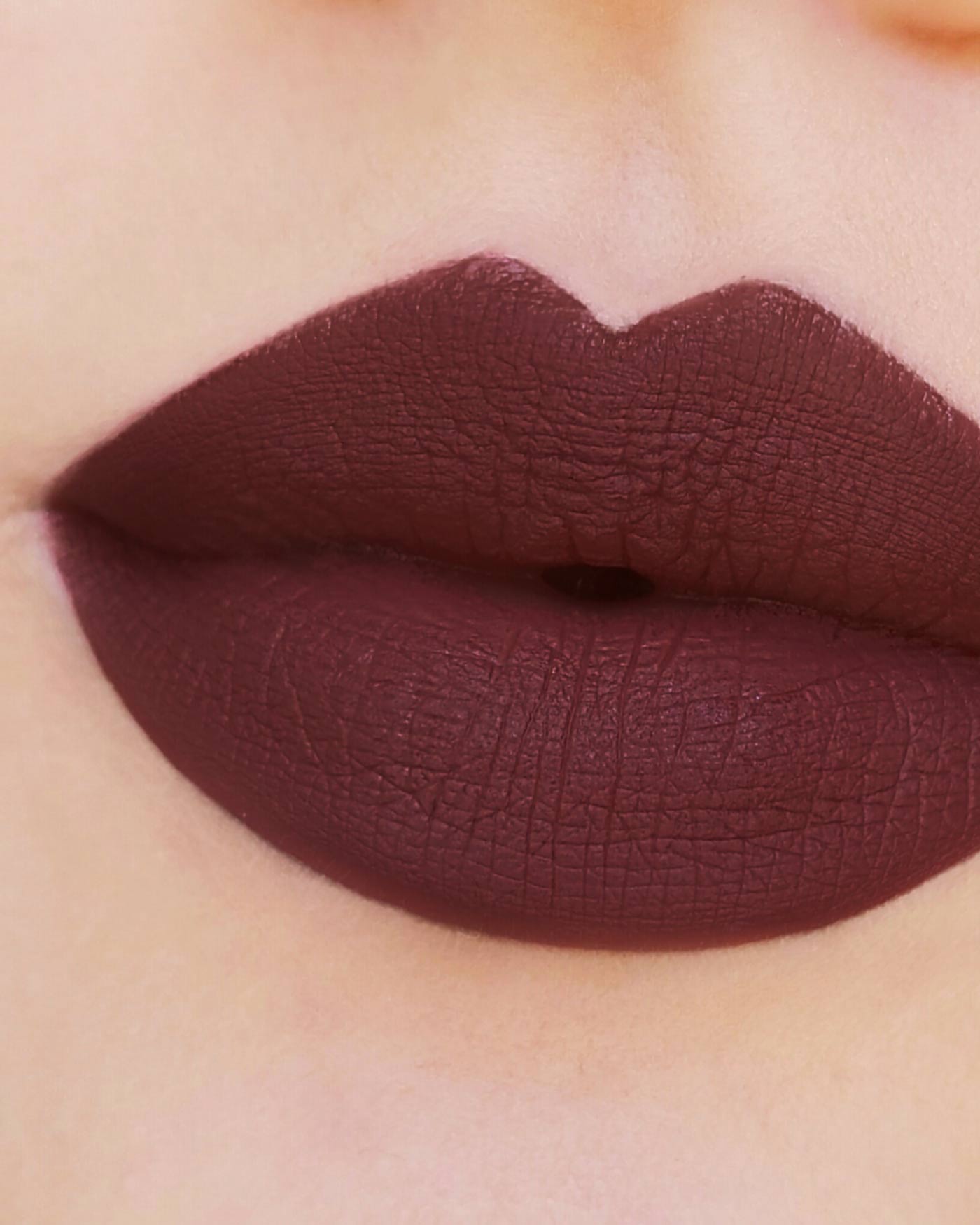 JUMBO LIPSTICK - 04 - Plum - Astra Make-Up