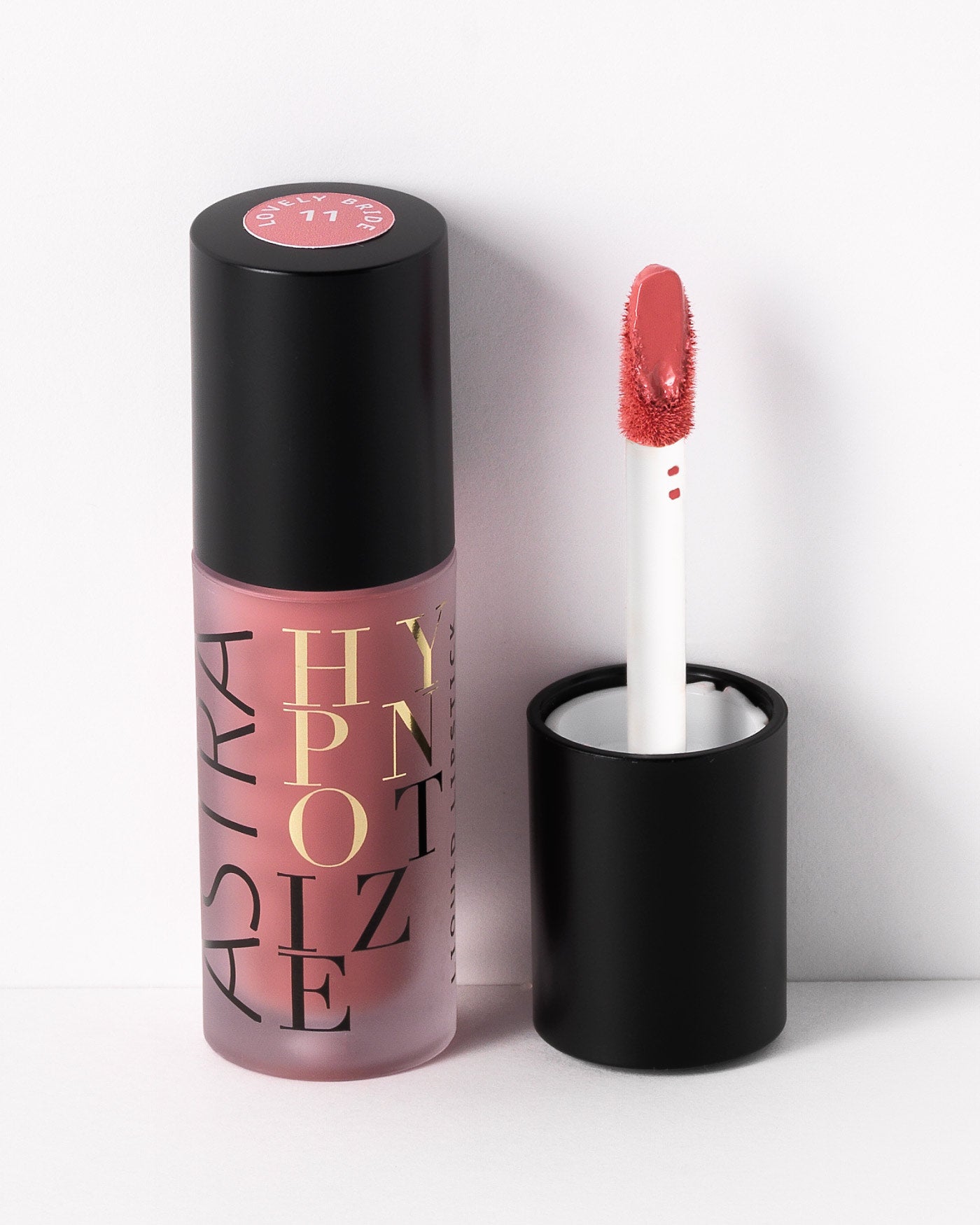 HYPNOTIZE LIQUID LIPSTICK - 11 - Lovely Bride - Astra Make-Up