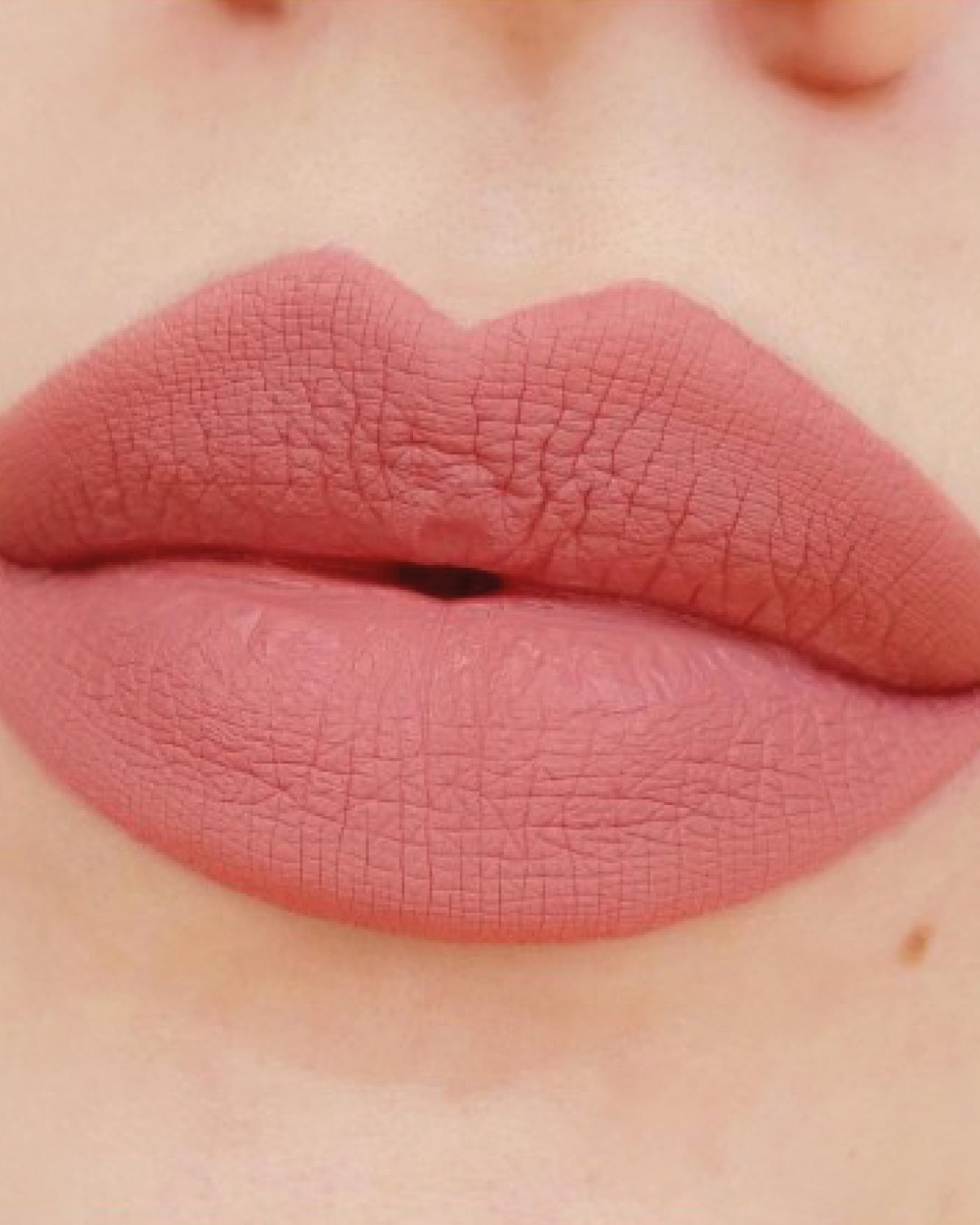 HYPNOTIZE LIQUID LIPSTICK - 11 - Lovely Bride - Astra Make-Up