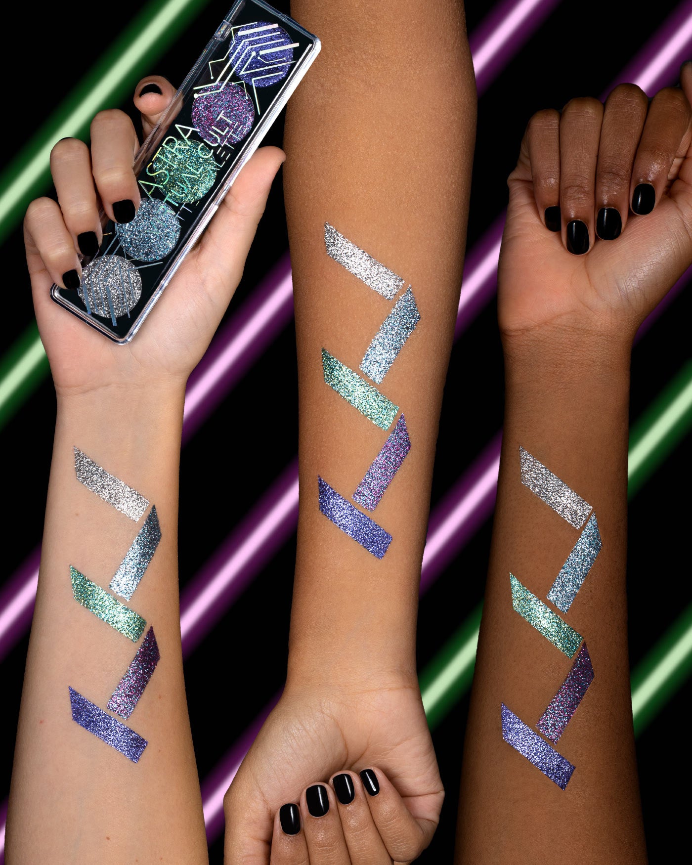 Virtual Cult Glitter Palette: Multidimensional Effect | Astra Make-Up