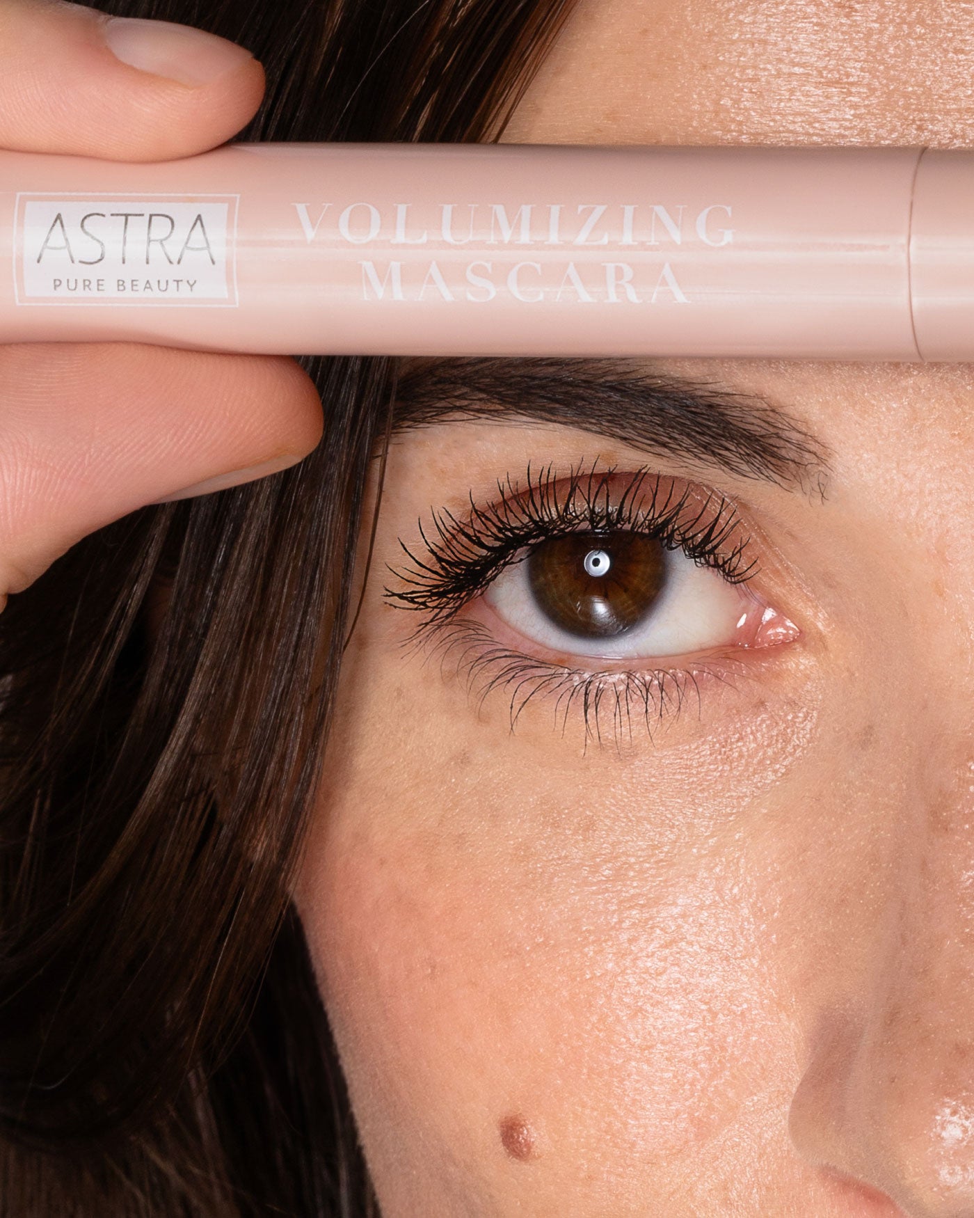 PURE BEAUTY VOLUMIZING MASCARA - Pure Beauty Eyes - Astra Make-Up